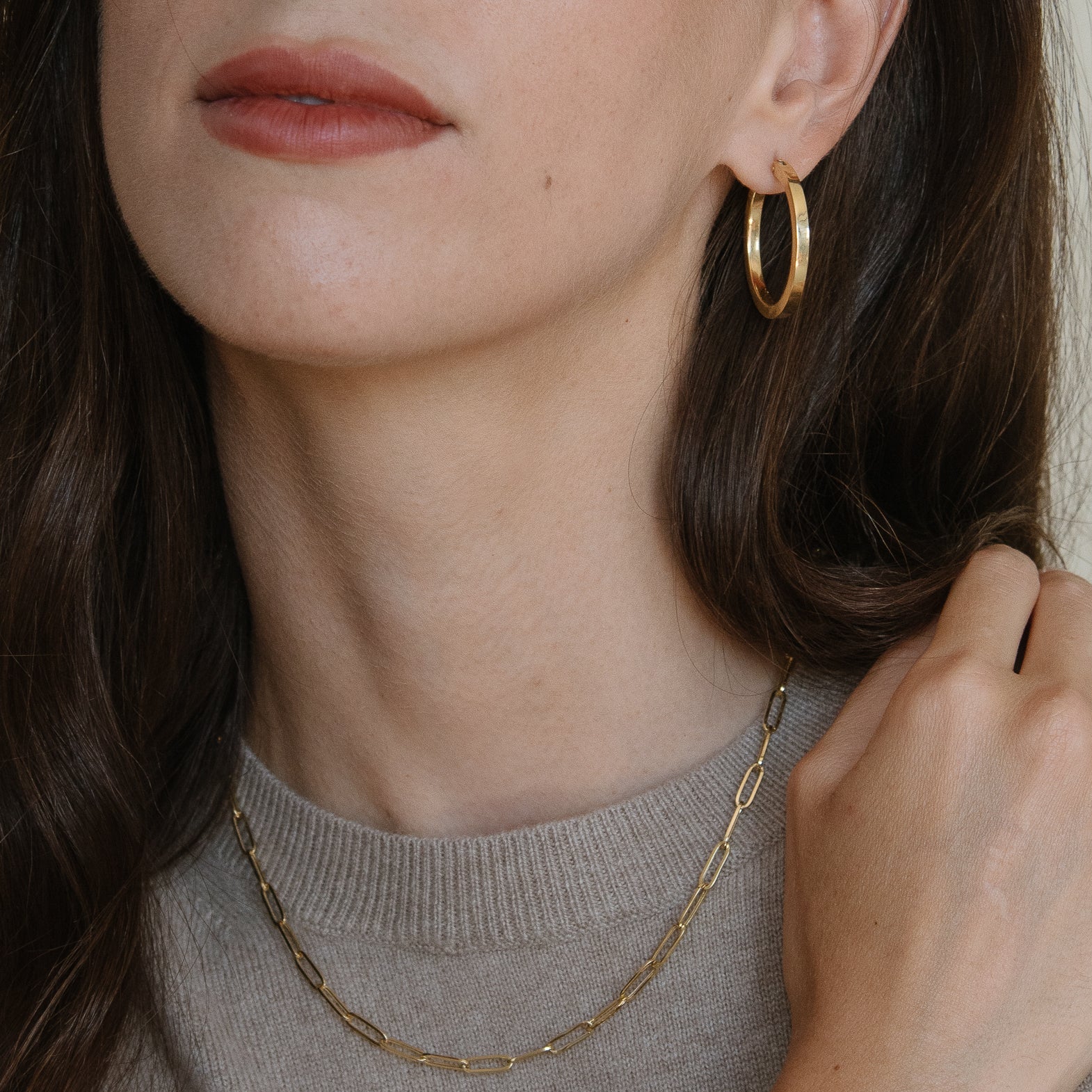Pendientes de oro 18k hecho a mano en Barcelona – Oretta
