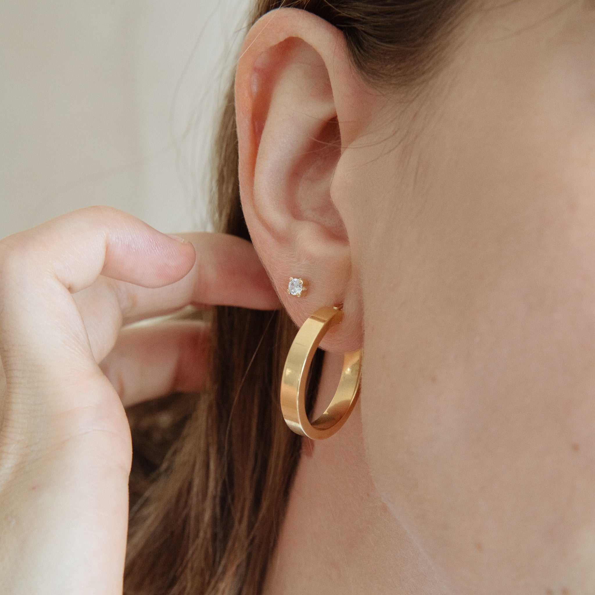 Pendientes de oro 18k hecho a mano en Barcelona – Oretta